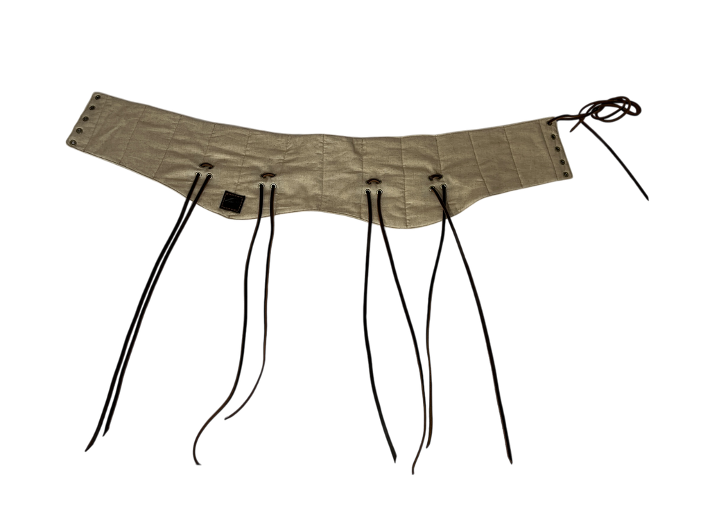 L’Atelier de la Crevette | Cuir et costumes médiévaux d’inspiration historique et fantastique | Ceinture gambison en lin| Vêtement et armure médiévale 