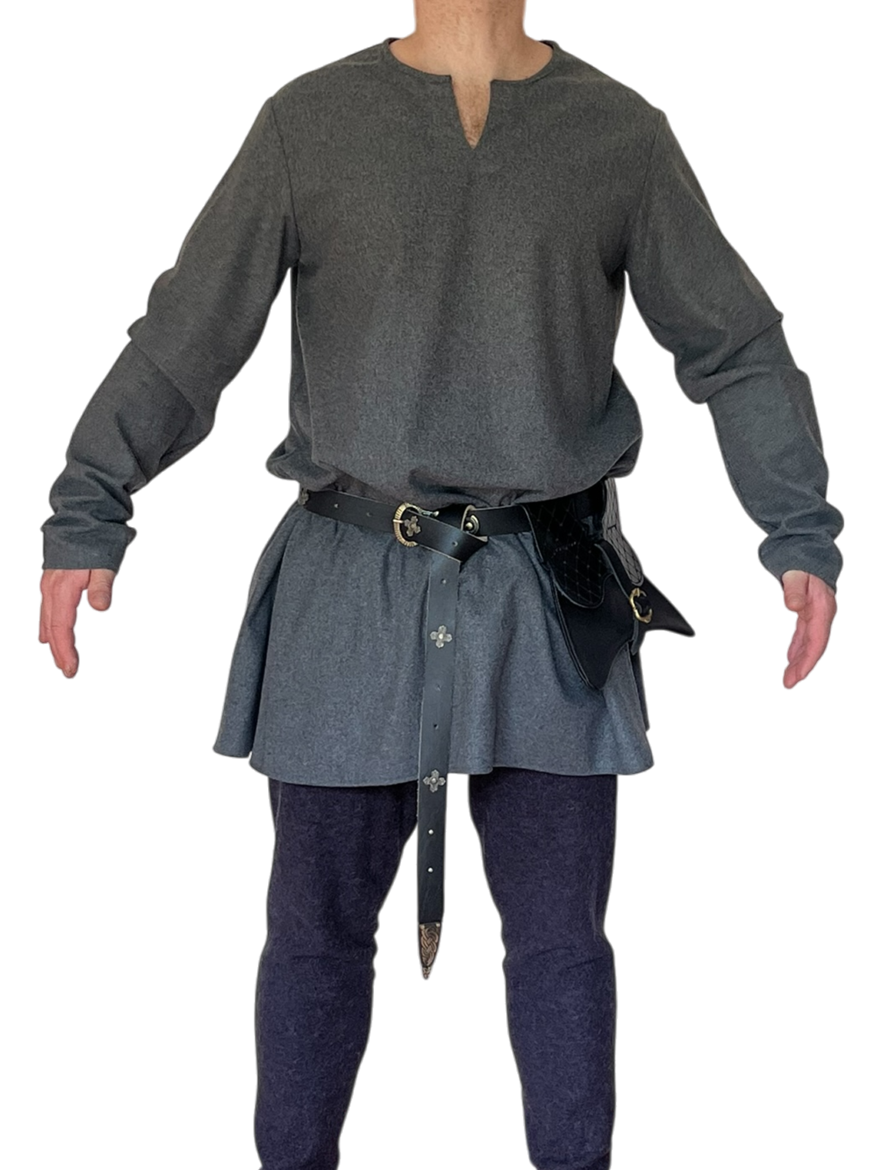 Cotte du Sébaste en laine grise, tunique médiévale pour homme inspirée des XIe au XIIIe siècles, fabriquée au Québec par L'atelier de la Crevette.