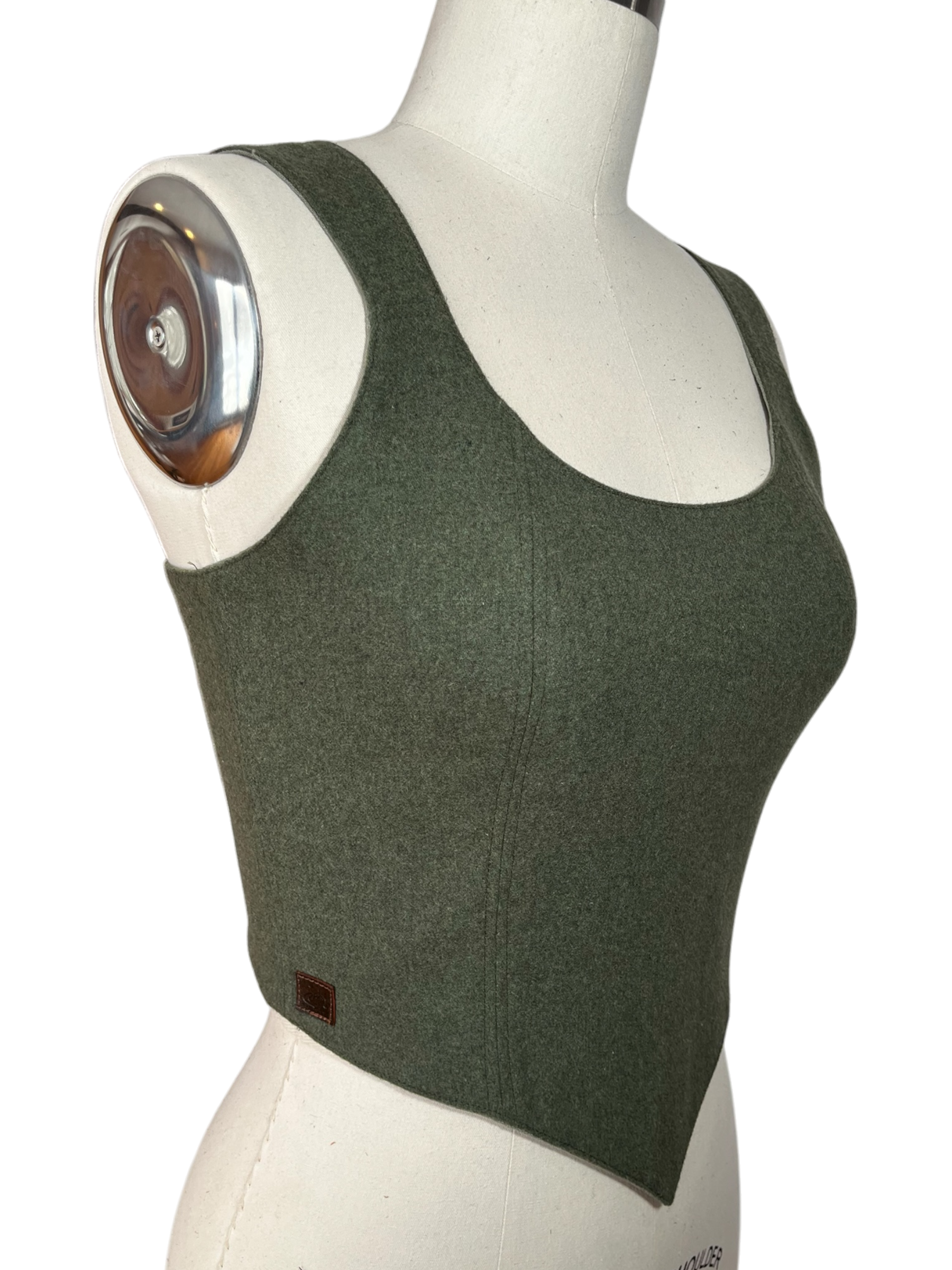 L’Atelier de la Crevette | Cuir et costumes médiévaux d’inspiration historique et fantastique | Bustier en laine doublé en ramie | Vêtement médiéval pour femme