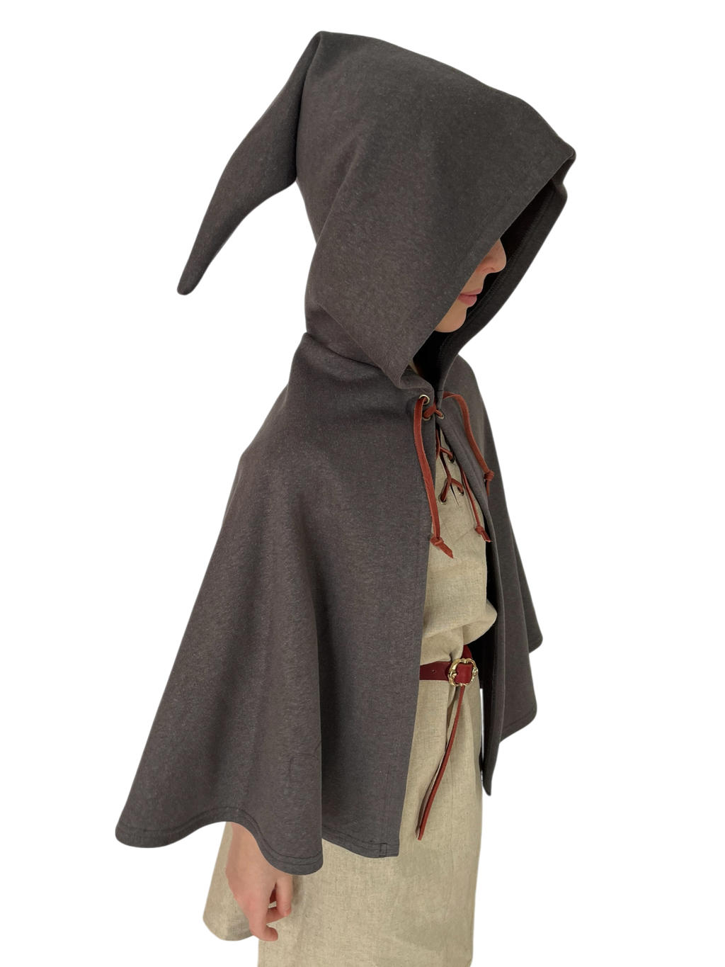 L’Atelier de la Crevette | Cuir et costumes médiévaux d’inspiration historique et fantastique | Cape pour enfant en chanvre | Vêtement médiévale pour enfant