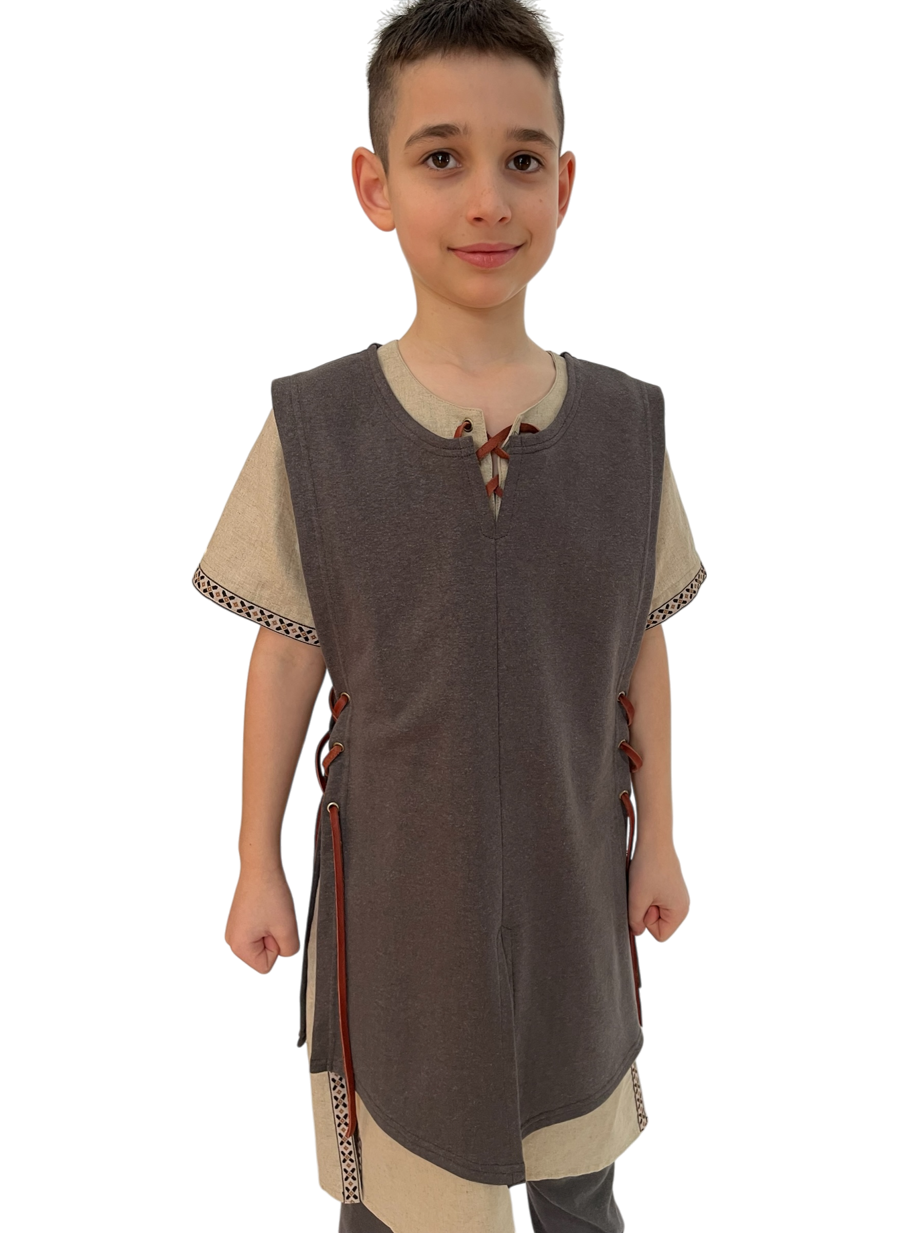 L’Atelier de la Crevette | Cuir et costumes médiévaux d’inspiration historique et fantastique | Surcot pour enfant en chanvre | Vêtement médiévale pour enfant