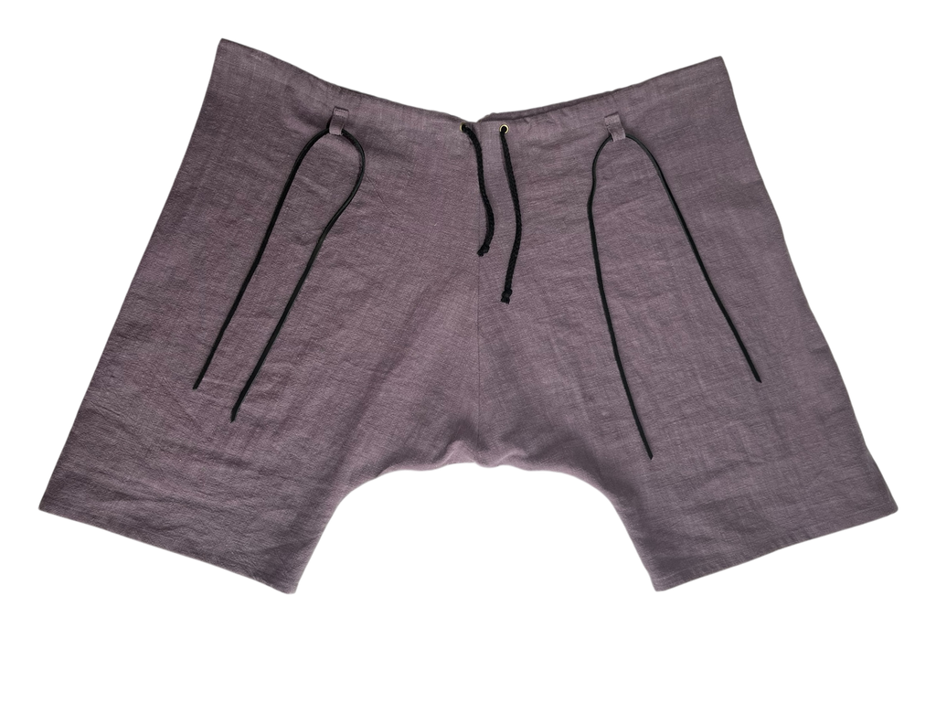 L’Atelier de la Crevette | Cuir et costumes médiévaux d’inspiration historique et fantastique || Braies médiévales en lin avec cordon de serrage. Sous-vêtement médiéval confortable idéal pour compléter un costume médiéval homme.